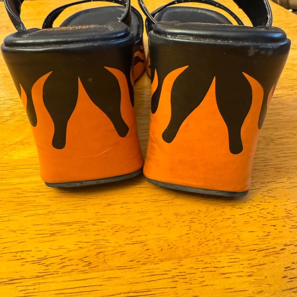 Y2K Harley-Davidson Black and Orange Sandals - Picture 10 of 13